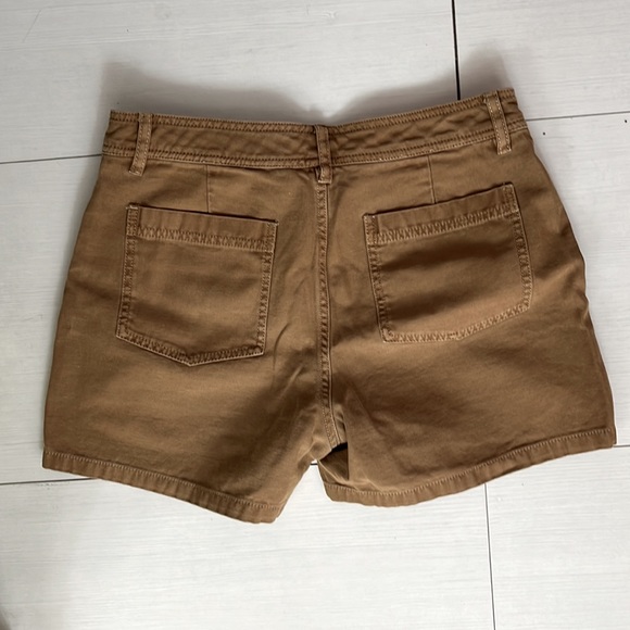 Aritzia Community shorts - Picture 2 of 2